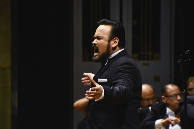 Javier Camarena celebra 15 años de trayectoria artística en su mejor momento como tenor