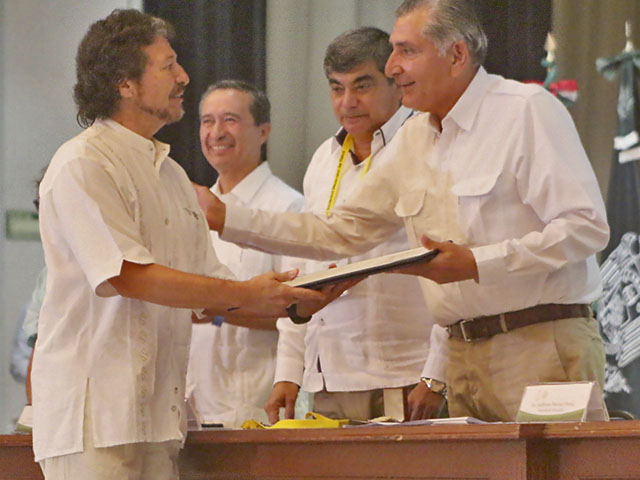 Prestigioso premio nacional, para investigador del campus UNAM Morelia
