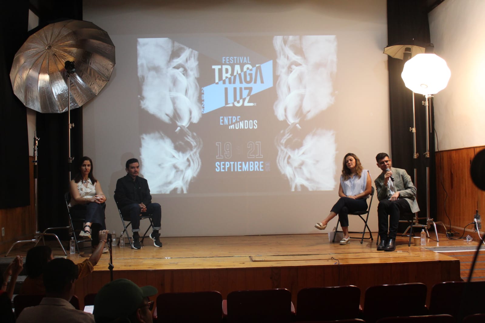 Día mundial de la fotografía: Anuncian la segunda edición del Festival Tragaluz 2025 – Entre Mundos