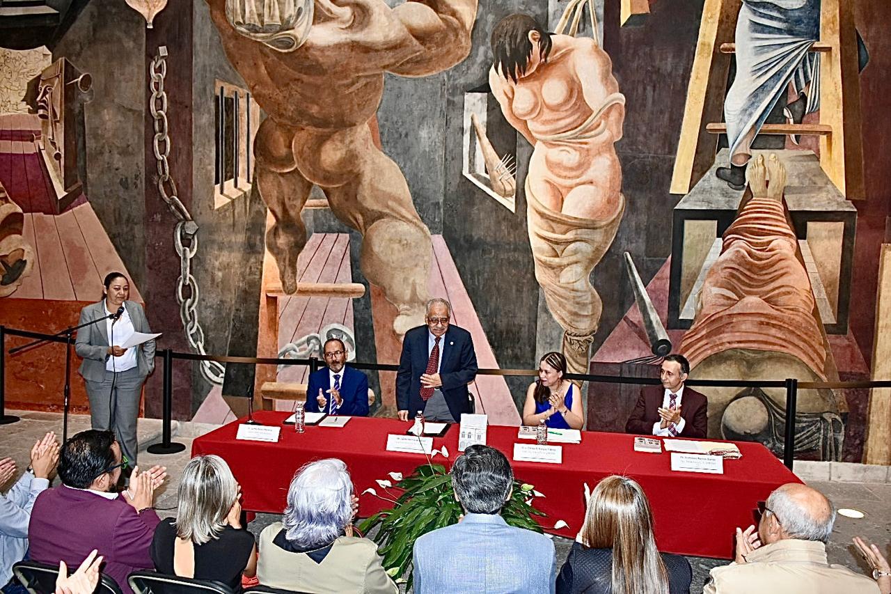 Con auditorio lleno, Jaime Hernández Díaz presenta “El Superior Tribunal de Justicia o Audiencia de Michoacán: 1824-1830”