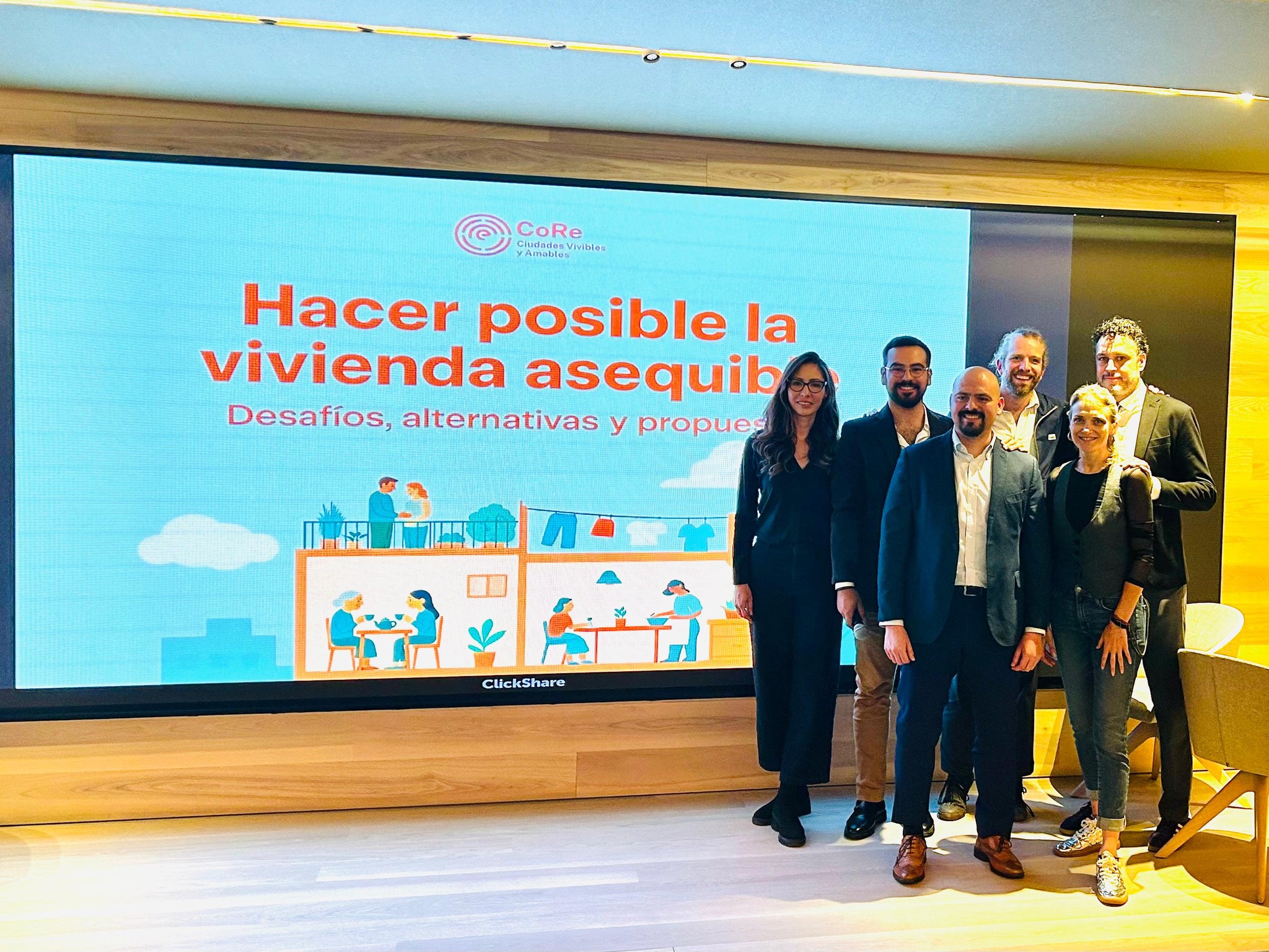 Expone CoRe Ciudades Vivibles y Amables, A. C. investigación con propuestas para garantizar vivienda asequible y sostenible en México