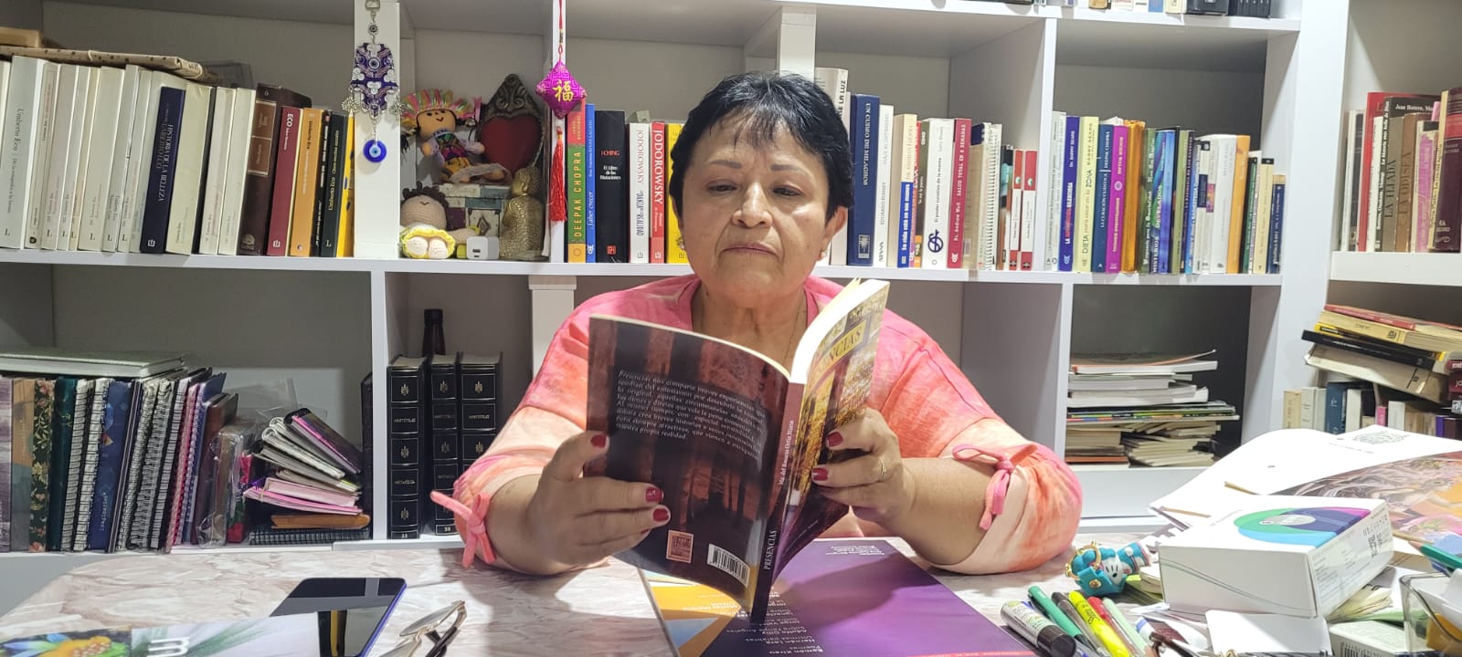 Adriana Pineda y Óscar Tapia presentan en Morelia “Presencias”, libro de la escritora Rosario Ortiz