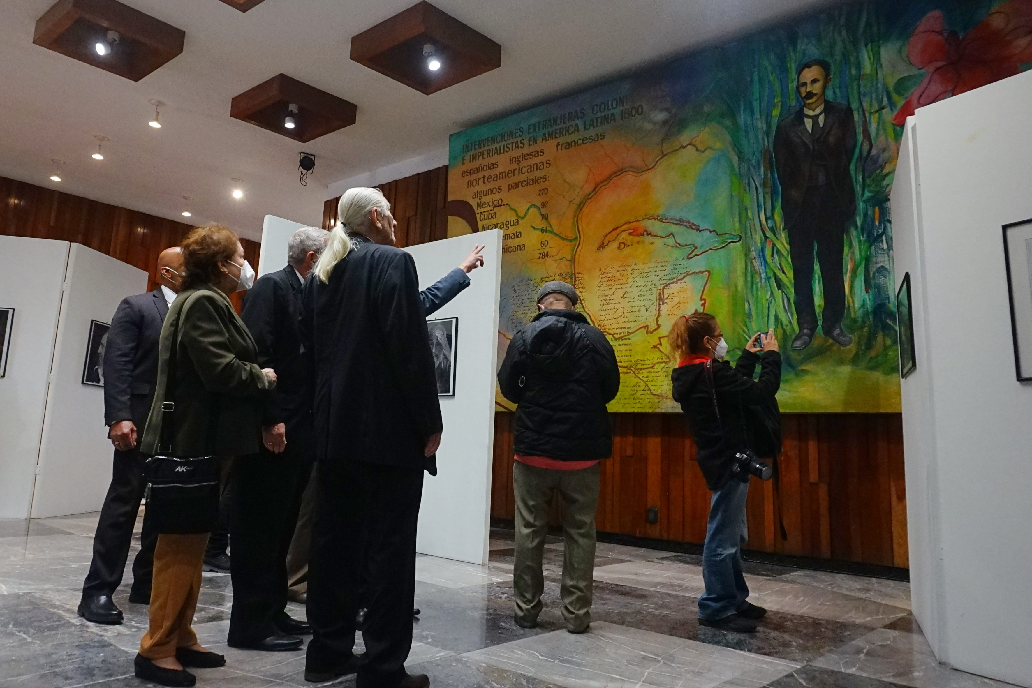 En marcha, jornadas de arte y poítica en honor a José Martí
