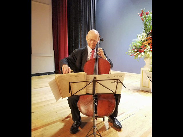 Ofrecen Carlos Prieto y William Molina un recorrido de Bach a Zyman por los acordes del Violonchelo