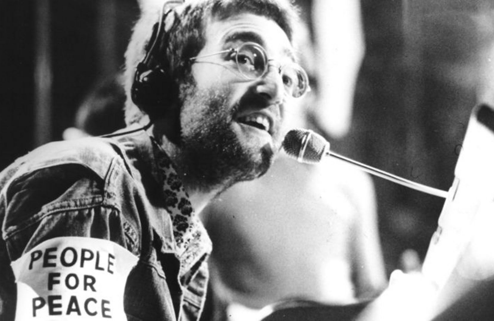 Conmemora TV UNAM el 80 aniversario del nacimiento de John Lennon con el documental Imagina, imagina